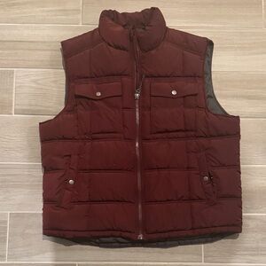 Goodfellow & Co Burgundy Quilted Vest